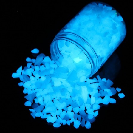 سنگ ریزه تزیینی شب تاب شب نما مدل I-BLUE (بیست گرمی)